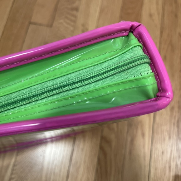 Lisa Frank Rainbow Chaser Lollipop Horses 3-Ring Zipper Binder - Picture 14 of 16